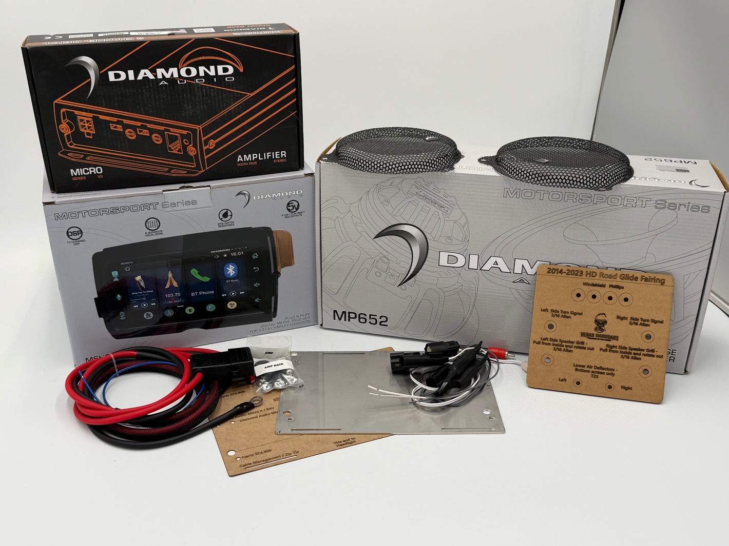 Signature Fairing w/ Radio - Diamond Audio